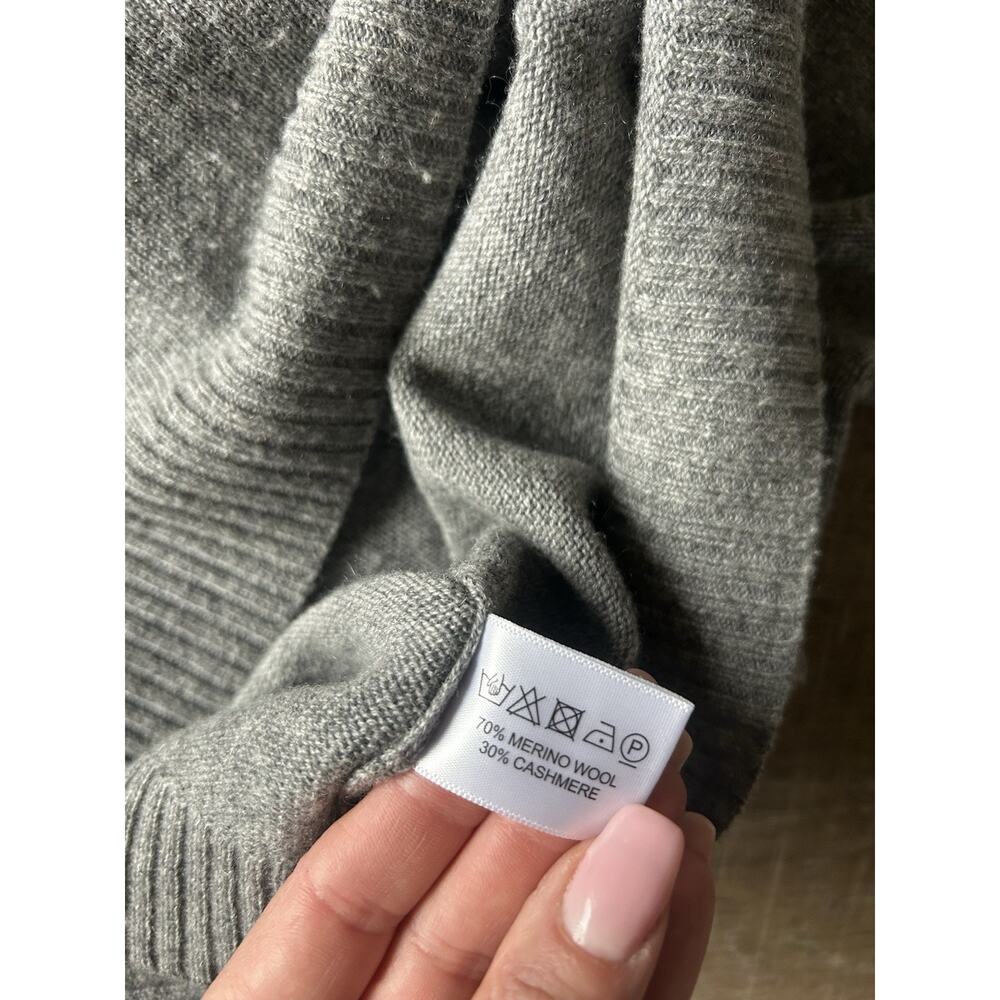 Lisa Todd Cashmere Merino Wool Sweater Women’s M Gray Cowl Neck Zip Knit MINT - Picture 7 of 13
